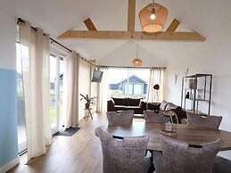 Nice Holiday Home Near the Lauwersmeer