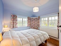 Renovated Hortensia Villa Next to the Dunes