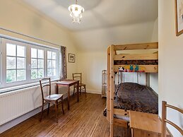 Renovated Hortensia Villa Next to the Dunes