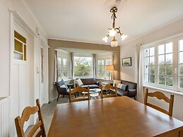 Renovated Hortensia Villa Next to the Dunes