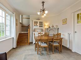 Renovated Hortensia Villa Next to the Dunes