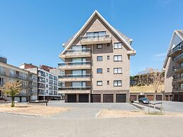 Ter Panne 303 Well-kept Apartment in Koksijde