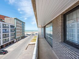 Ter Panne 303 Well-kept Apartment in Koksijde