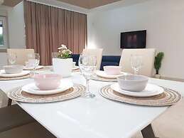 Villa Sabun Luxury Villa With Poo, Jacuzzi