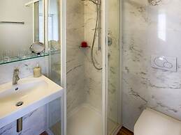 1 Alvarium Comfortable Holiday Residence