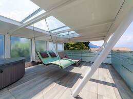 1 Alvarium Comfortable Holiday Residence