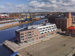 Nice Holiday Home With Port View