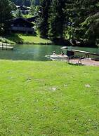 Nesterl Modern Retreat