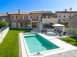 Grande Comfortable Holiday Residence