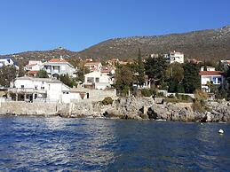 Apartments Rudi - One Bedroom Apartmen With Terrace and Sea View