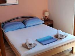 Charming Holiday Home With Private Pool