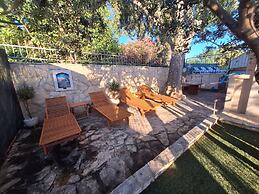 Charming Holiday Home With Private Pool