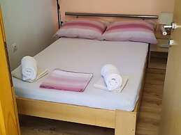 Charming Holiday Home With Private Pool