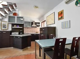 Charming Holiday Home With Private Pool