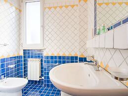 Residence With Swimming Pool Nearby the sea