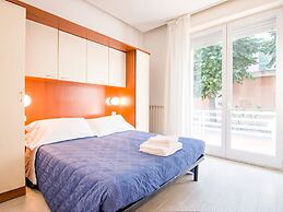 Residence With Swimming Pool Nearby the sea