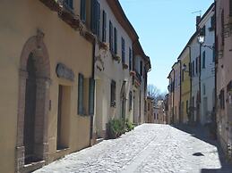 Residence With Swimming Pool Nearby the sea