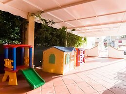 Residence With Swimming Pool Nearby the sea