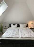 Casa Fortuna Modern Retreat