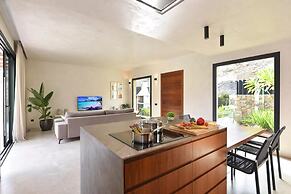 Pleasant Holiday Home Near Beach