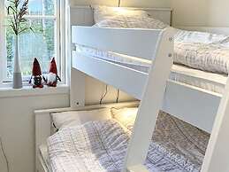 6 Person Holiday Home in Syssleback-by Traum