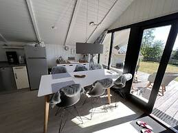 Holnis Beach Cabin Comfortable Vacation Home