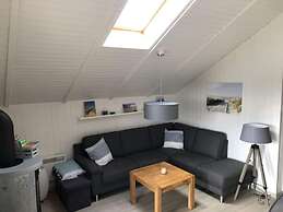 Holnis Beach Cabin Comfortable Vacation Home