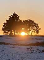 Holnis Beach Cabin Comfortable Vacation Home