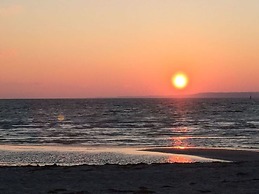 Holnis Beach Cabin Comfortable Vacation Home