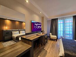 Ayatoure Hotel