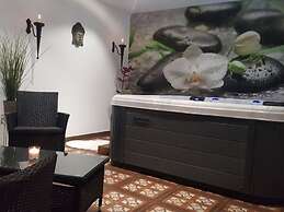 Lovely Apartment in Arona