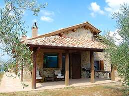 Holiday Home in Seggiano With Pool