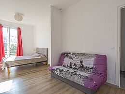 Spacious Holiday Home With Garden