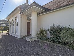 Spacious Holiday Home With Garden