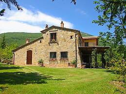 Belvilla by OYO Felceto