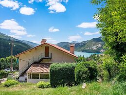 Holiday Home in Saint-julien-du-verdon With Garden