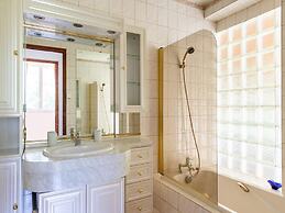 Holiday Home in Saint-julien-du-verdon With Garden