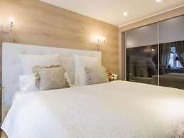 Sky Lodge Holiday Apartment