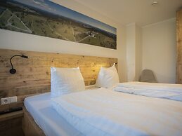 Modern Flat in Neuastenberg With Balcony