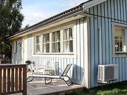 Charming Holiday Home With Terrace-by Traum