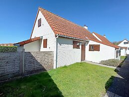 Holiday Home in De Haan Near Beach