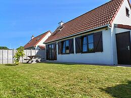 Holiday Home in De Haan Near Beach