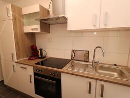 Central Apartment Near the Trade Fair