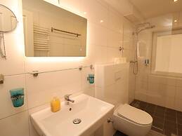 Central Apartment Near the Trade Fair