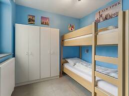 Pleasant Apartment Near the Seafront