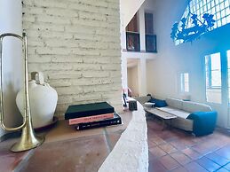 Belvilla by OYO Villa El Refugio