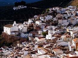 Belvilla by OYO Villa El Refugio