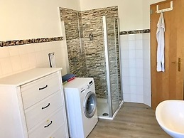 Anchorage Modern Retreat