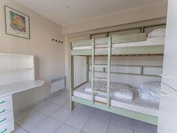 Apartment With Balcony and sea Views