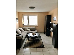 Island Nest Modern Retreat